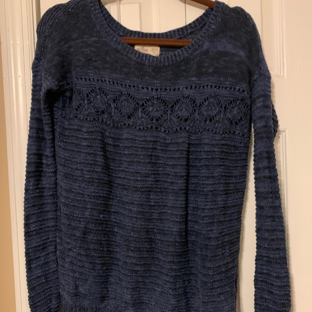 Navy hollister sweater